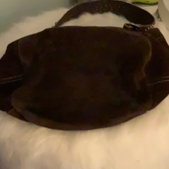 Tylie Malibu Chic Brown Suede Shoulder Bag - Picture 6 of 7